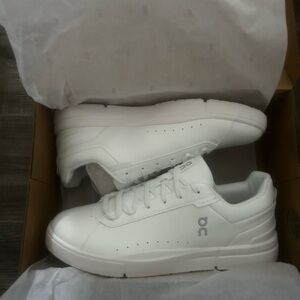 On Cloud Men’s The Roger Advantage Shoes Size 11.5